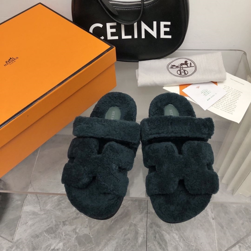 H**mes slippers